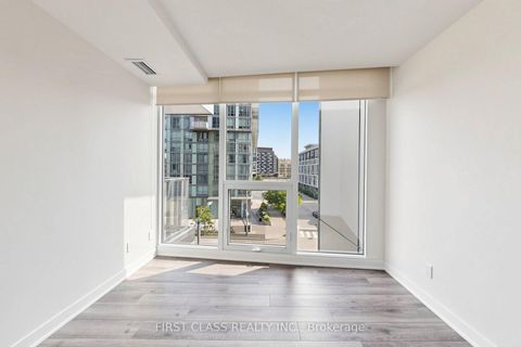 Photo 17 at 503 - 90 Queens Wharf Road, Waterfront Communities C1, Toronto