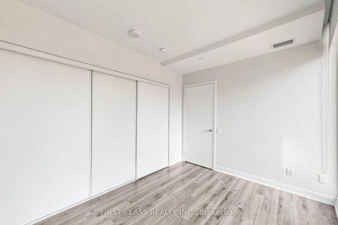 Photo 18 at 503 - 90 Queens Wharf Road, Waterfront Communities C1, Toronto