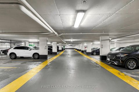 Photo 29 at 503 - 90 Queens Wharf Road, Waterfront Communities C1, Toronto