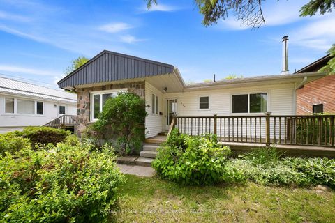 Photo 5 at 209 Cliff Road, South Shore, Barrie
