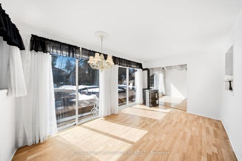 Photo 14 at 209 Cliff Road, South Shore, Barrie