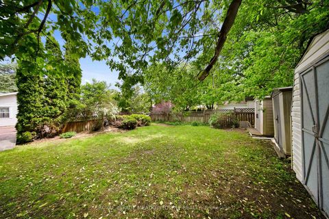 Photo 35 at 209 Cliff Road, South Shore, Barrie