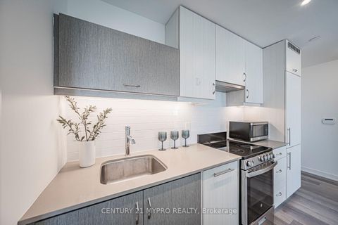 Photo 10 at 1604 - 181 Huron Street, Chinatown, Toronto