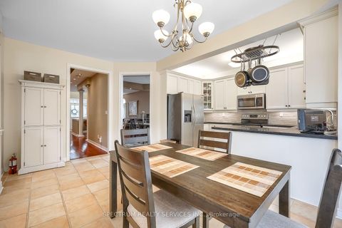 Photo 18 at 51 Monterey Road, Sonoma Heights, Vaughan