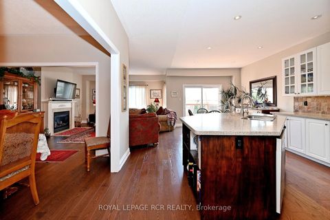 Photo 7 at 81 Woodbury Crescent, Summerhill Estates, Newmarket