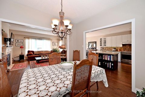 Photo 15 at 81 Woodbury Crescent, Summerhill Estates, Newmarket