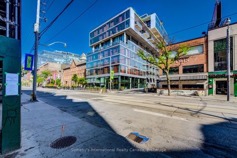 Photo 4 at 708 - 560 King Street W, Waterfront Communities C1, Toronto