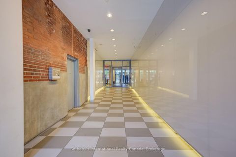 Photo 9 at 708 - 560 King Street W, Waterfront Communities C1, Toronto