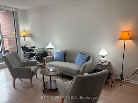 Photo 3 at 406 - 800 Lawrence Avenue W, Glen Park, Toronto