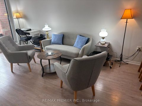 Photo 4 at 406 - 800 Lawrence Avenue W, Glen Park, Toronto