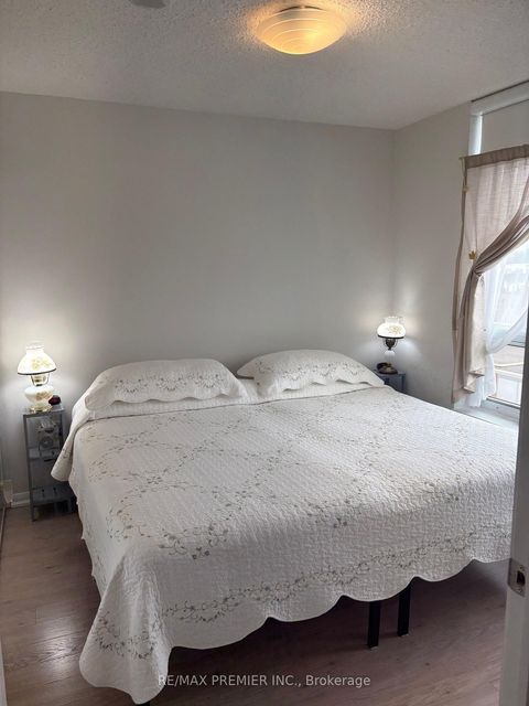 Photo 7 at 406 - 800 Lawrence Avenue W, Glen Park, Toronto