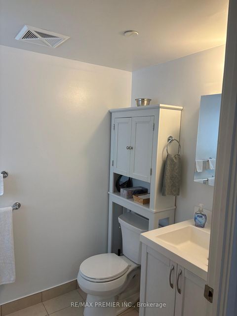 Photo 18 at 406 - 800 Lawrence Avenue W, Glen Park, Toronto