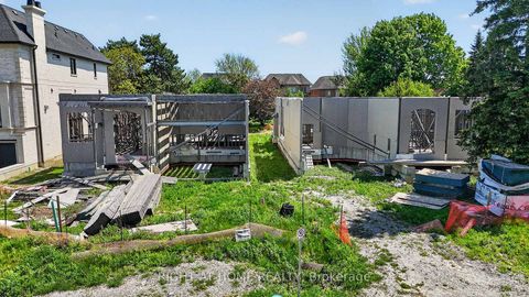 Photo 4 at 21 Long Hill Drive, Jefferson, Richmond Hill