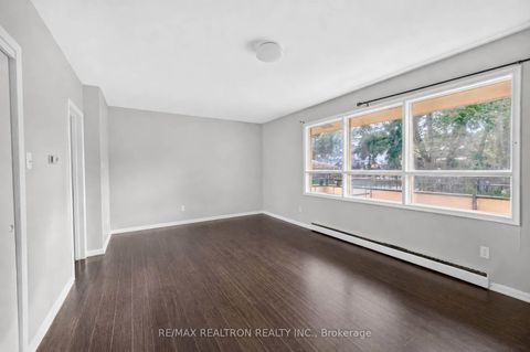 Photo 16 at 400 Manse Road, West Hill, Toronto