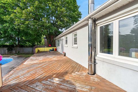 Photo 24 at 400 Manse Road, West Hill, Toronto