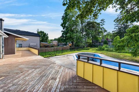 Photo 25 at 400 Manse Road, West Hill, Toronto