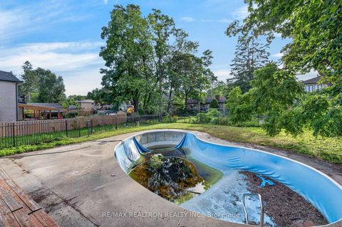 Photo 28 at 400 Manse Road, West Hill, Toronto