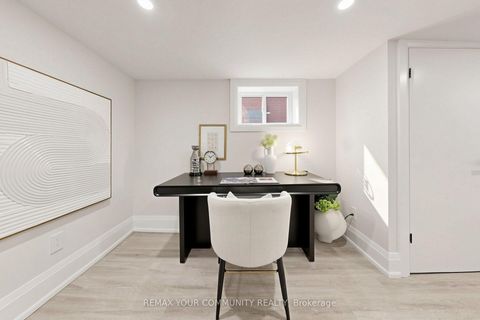Photo 32 at 351 Fairlawn Avenue, Nortown, Toronto