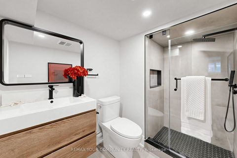 Photo 33 at 351 Fairlawn Avenue, Nortown, Toronto