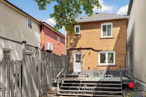 Photo 36 at 351 Fairlawn Avenue, Nortown, Toronto