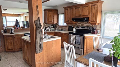 Photo 5 at 1099 Poplar Drive, Gilford, Innisfil
