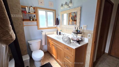 Photo 11 at 1099 Poplar Drive, Gilford, Innisfil