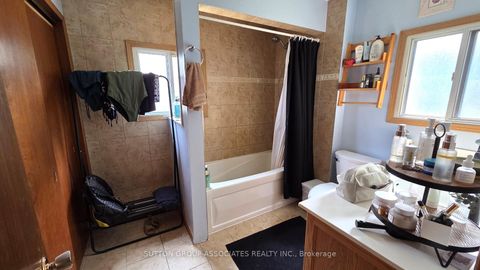 Photo 12 at 1099 Poplar Drive, Gilford, Innisfil