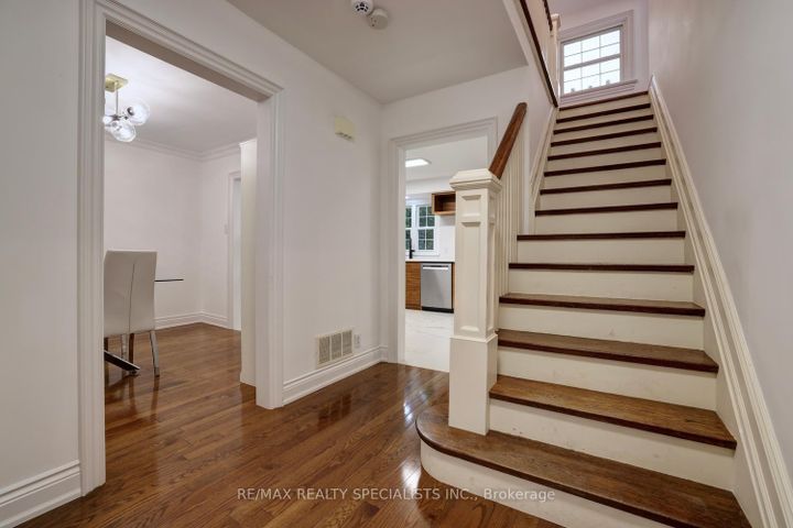 Photo 21 at 406 Christina Drive, SW Southwest, Oakville