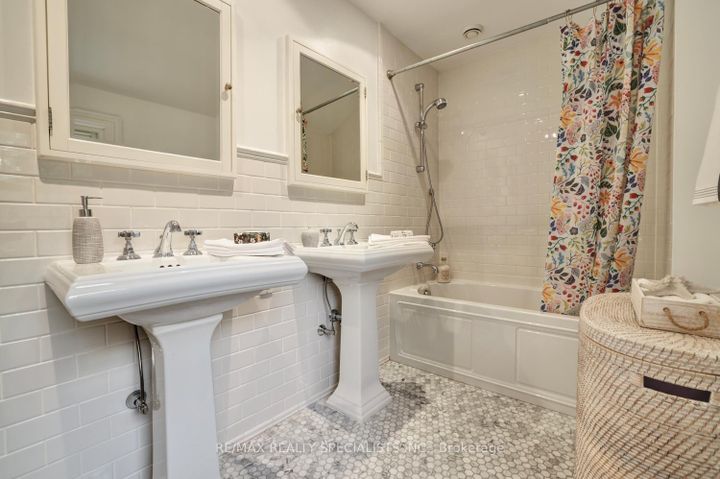 Photo 23 at 406 Christina Drive, SW Southwest, Oakville