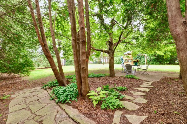 Photo 39 at 406 Christina Drive, SW Southwest, Oakville