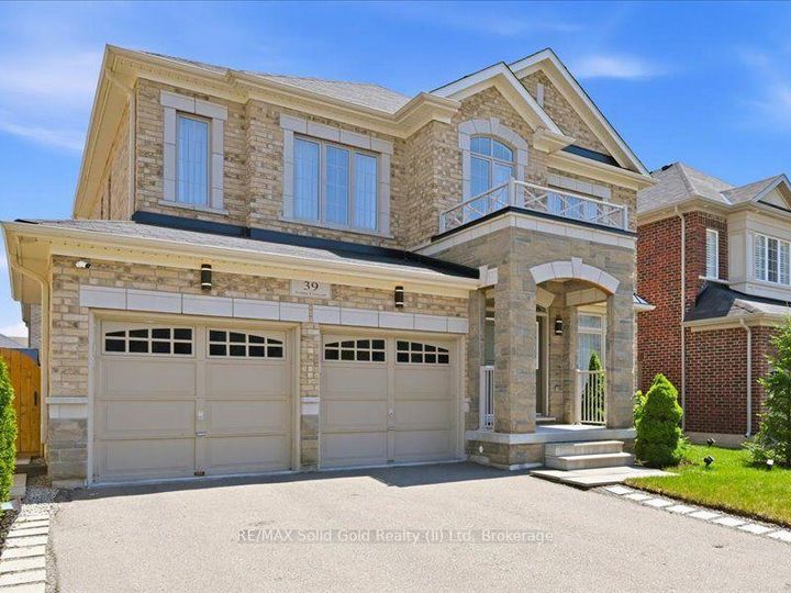 Photo 1 at 39 Avanti Crescent, Waterdown, Hamilton