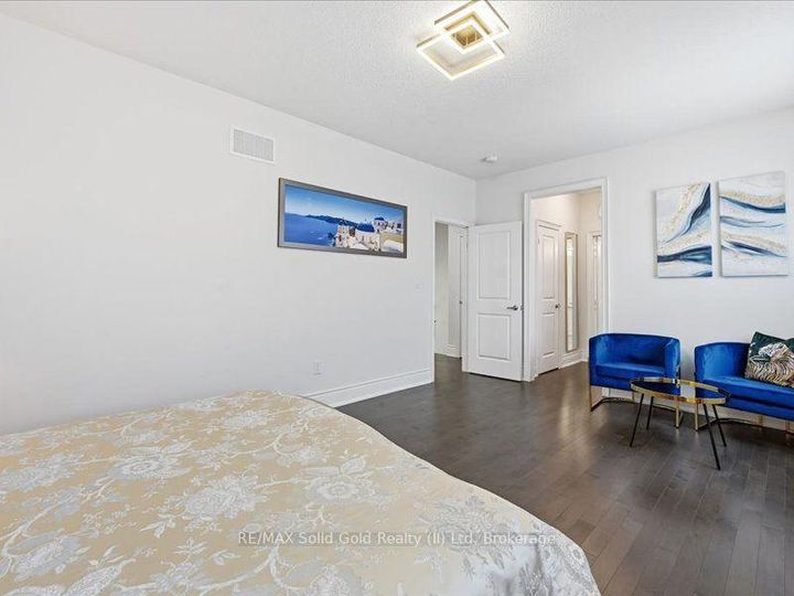 Photo 21 at 39 Avanti Crescent, Waterdown, Hamilton