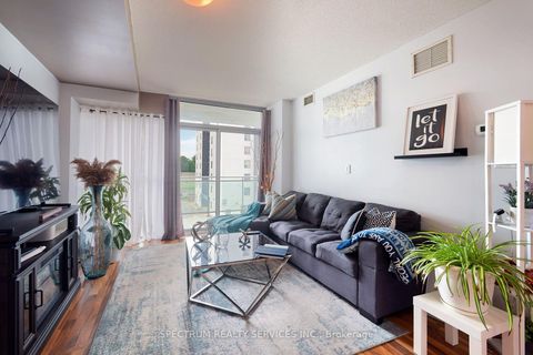 Photo 10 at 406 - 2464 Weston Road, Weston, Toronto