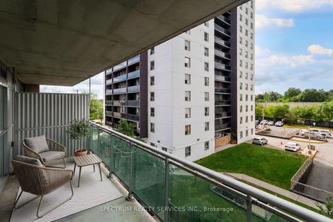 Photo 11 at 406 - 2464 Weston Road, Weston, Toronto