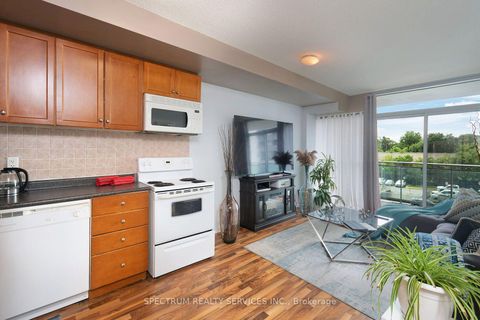 Photo 15 at 406 - 2464 Weston Road, Weston, Toronto