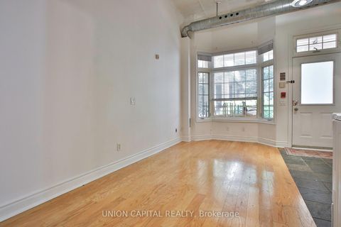 Photo 8 at 143 - 71 Mccaul Street, Chinatown, Toronto