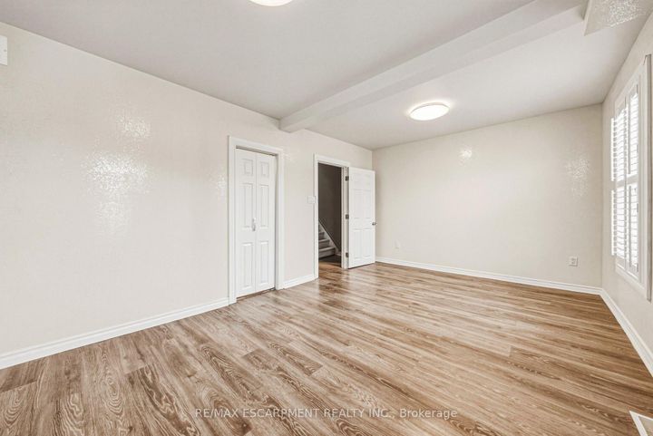 Photo 19 at 218 Grosvenor Avenue N, Crown Point, Hamilton