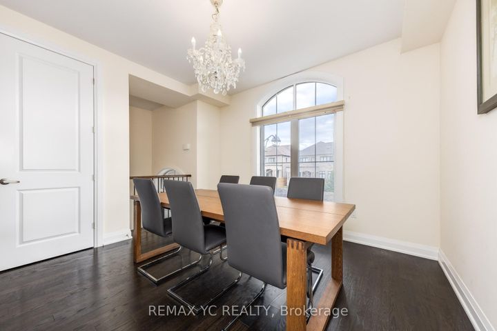 Photo 5 at 33 Duncombe Lane, South Richvale, Richmond Hill