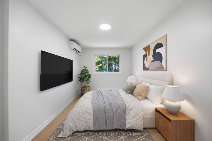 Photo 17 at 142 Thorny Vineway, Bayview Village, Toronto