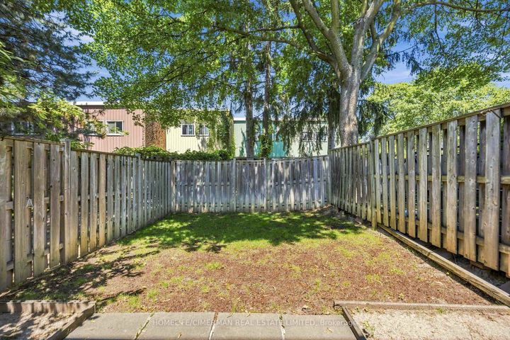Photo 27 at 142 Thorny Vineway, Bayview Village, Toronto