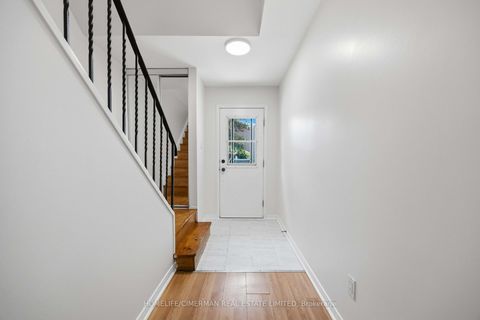 Photo 20 at 151 - 142 Thorny Vineway, Bayview Village, Toronto