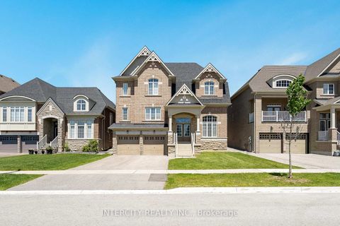 Photo 1 at 6 Flay Court, Cookstown, Innisfil