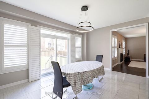 Photo 11 at 6 Flay Court, Cookstown, Innisfil