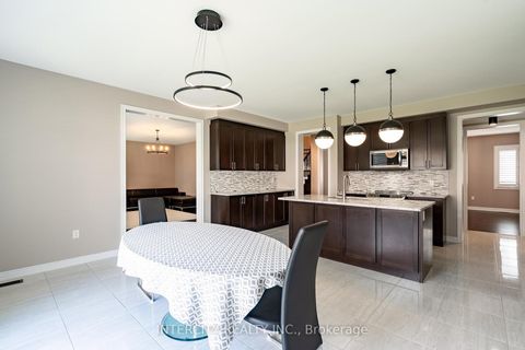 Photo 12 at 6 Flay Court, Cookstown, Innisfil