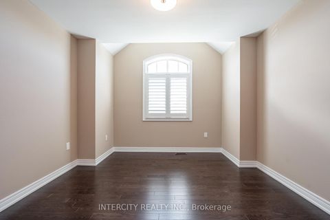 Photo 30 at 6 Flay Court, Cookstown, Innisfil