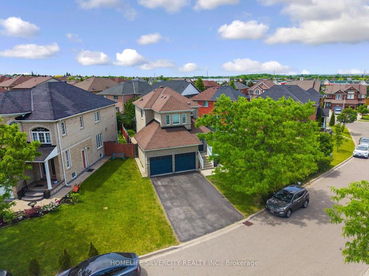 Photo 48 at 6 Aria Lane, Bramalea North Industrial, Brampton
