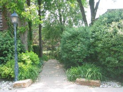 Photo 13 at 6 Laurie Shepway, Don Valley Village, Toronto