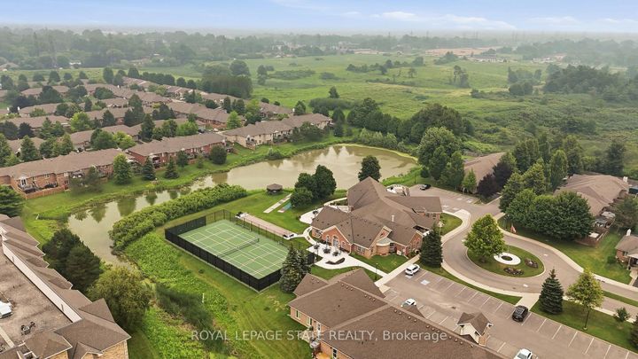 Photo 6 at 74 - 98 Sunibel Drive, Rural Glanbrook, Hamilton