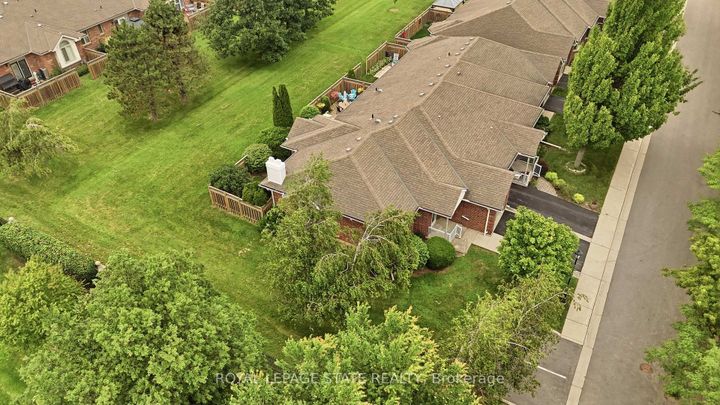 Photo 7 at 74 - 98 Sunibel Drive, Rural Glanbrook, Hamilton