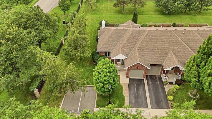 Photo 8 at 74 - 98 Sunibel Drive, Rural Glanbrook, Hamilton